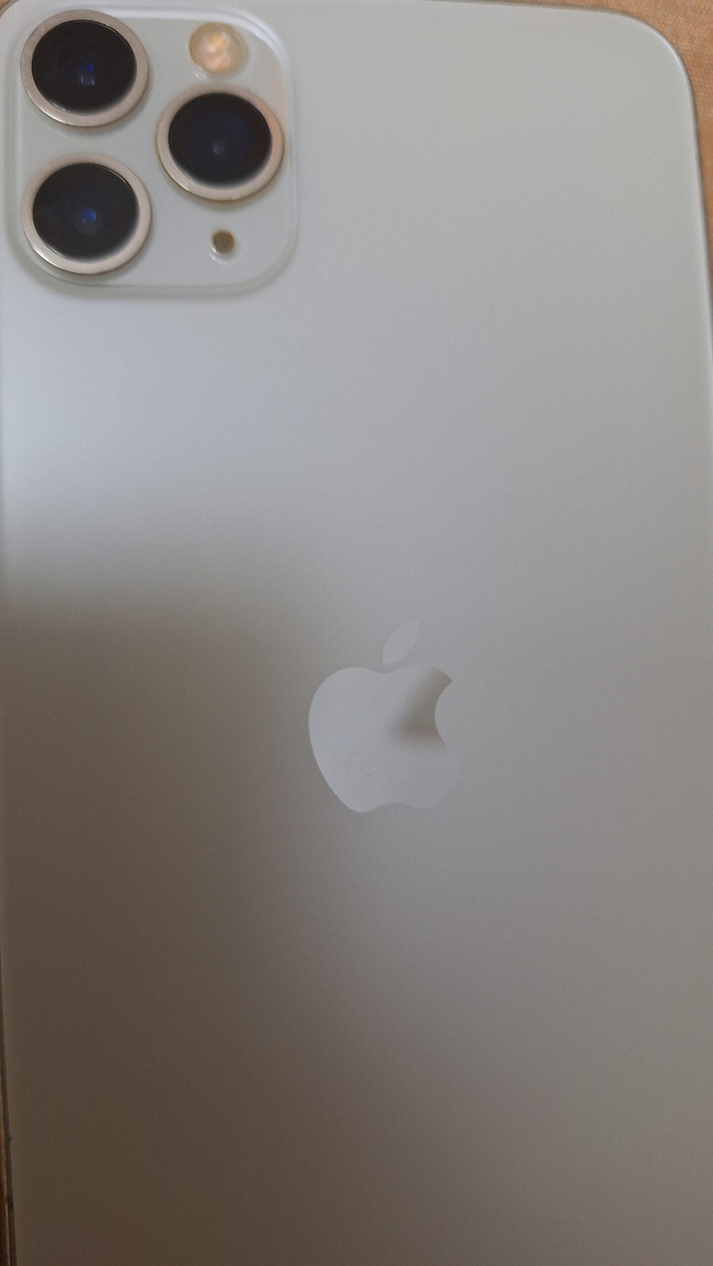 جوال ١١بروماكس