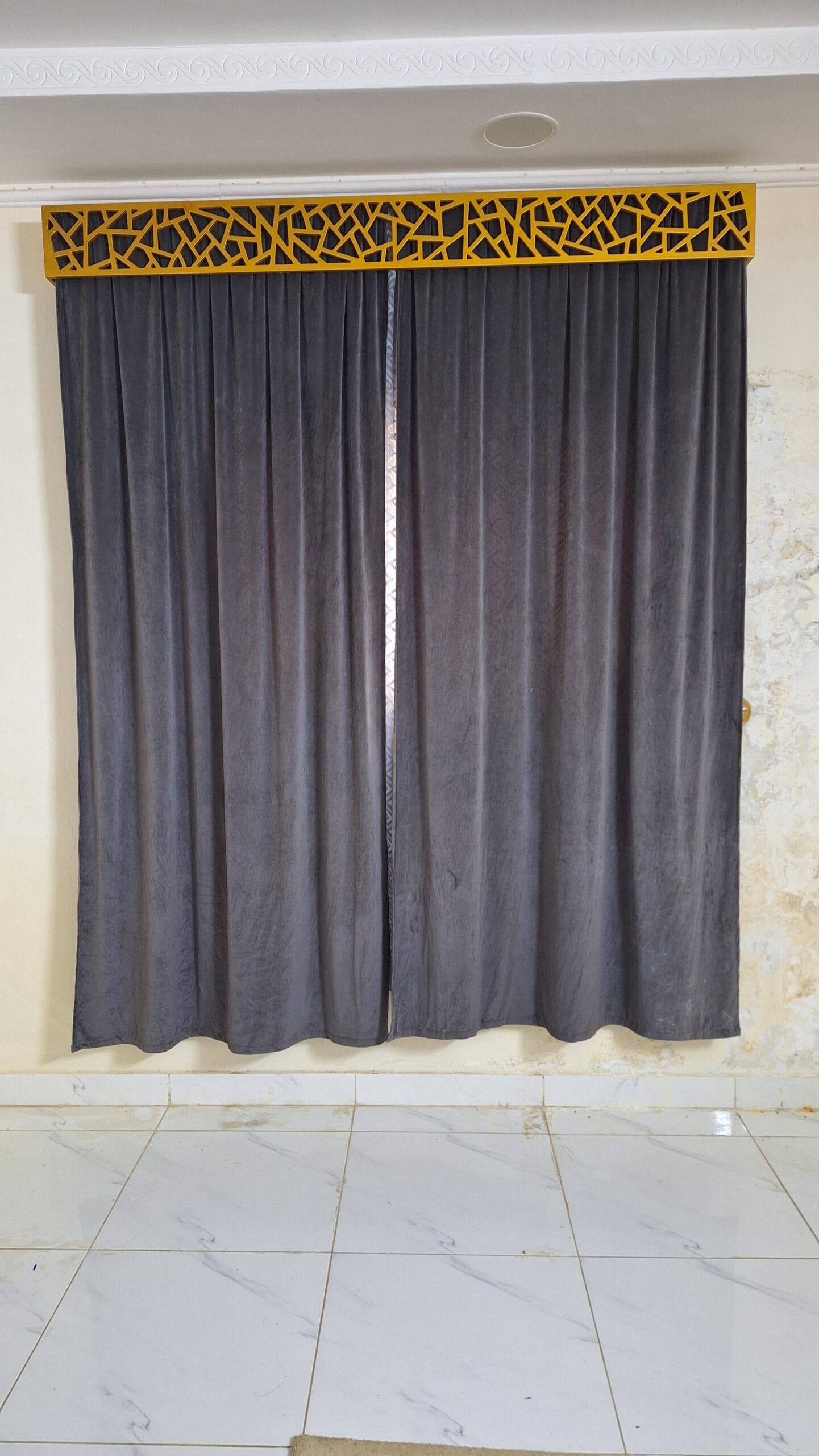 ستارة نظيفة للبيع مع الشيفون