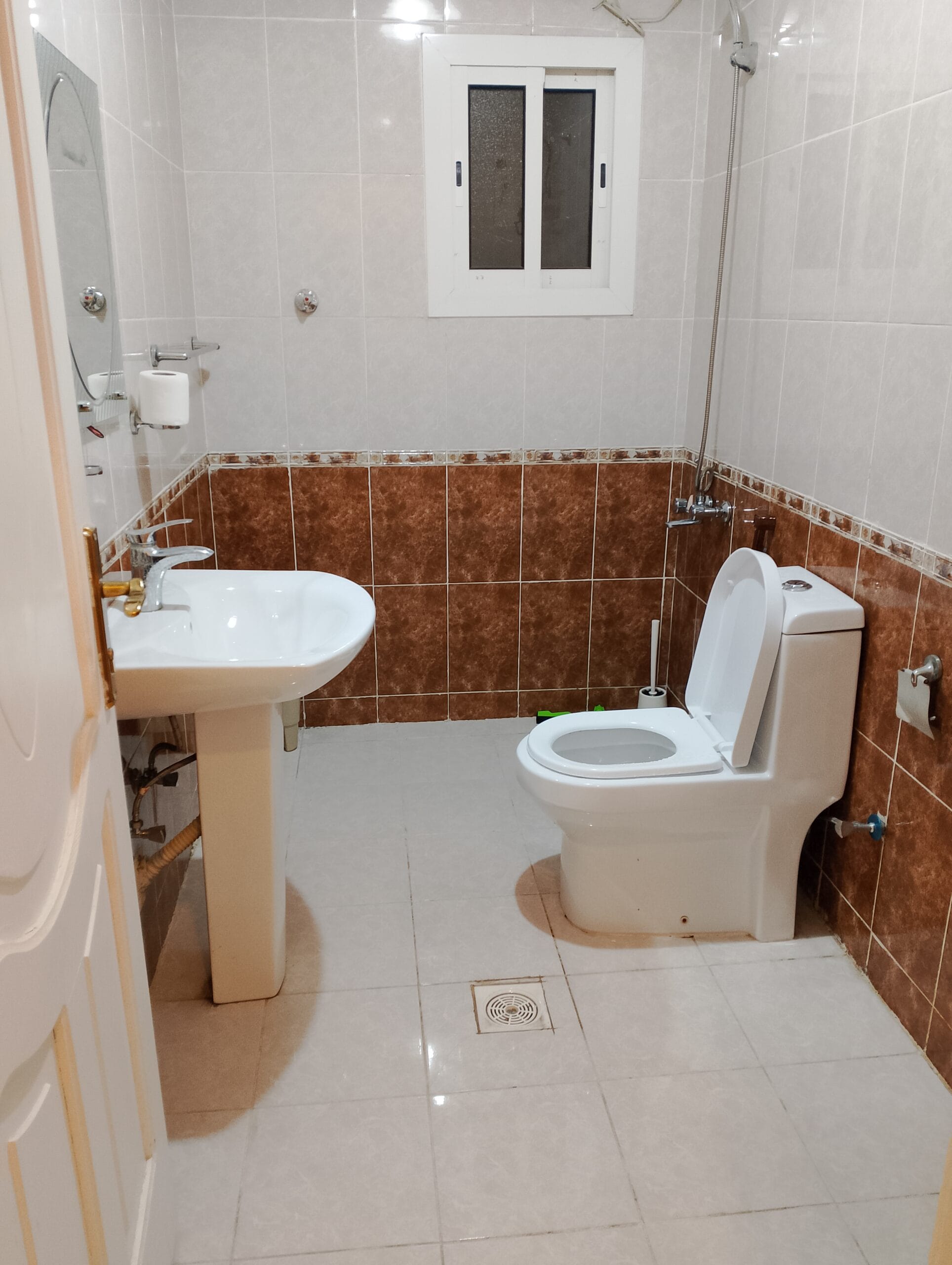 شقة مفروشة للايجار الشهري والسنوي في الحمدانية بشمال جدة