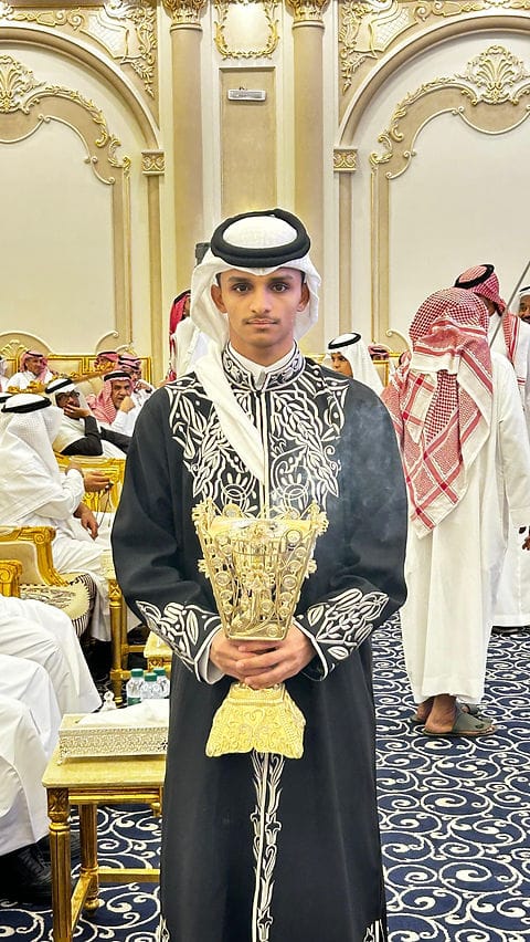 قهوجيه ومباشرين في جده