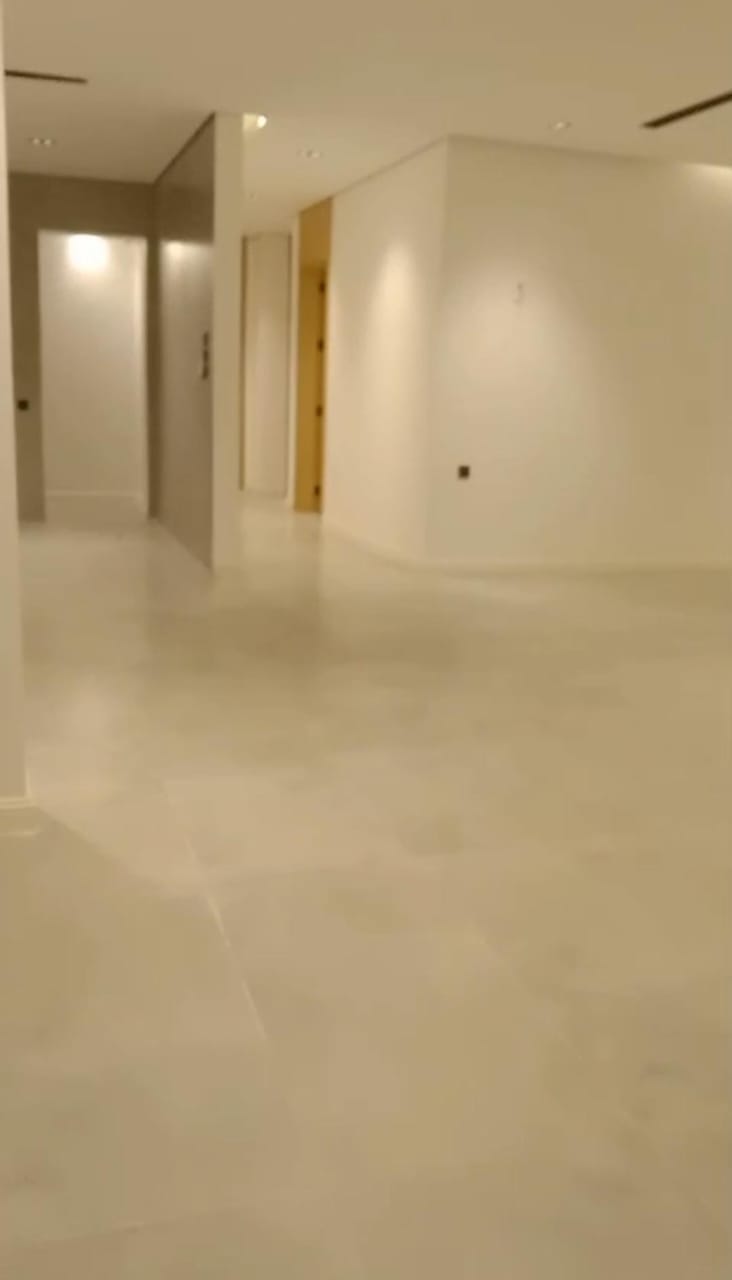 شقه فاخره للايجار في ابحر الشماليه حي الصواري مخطط الفال