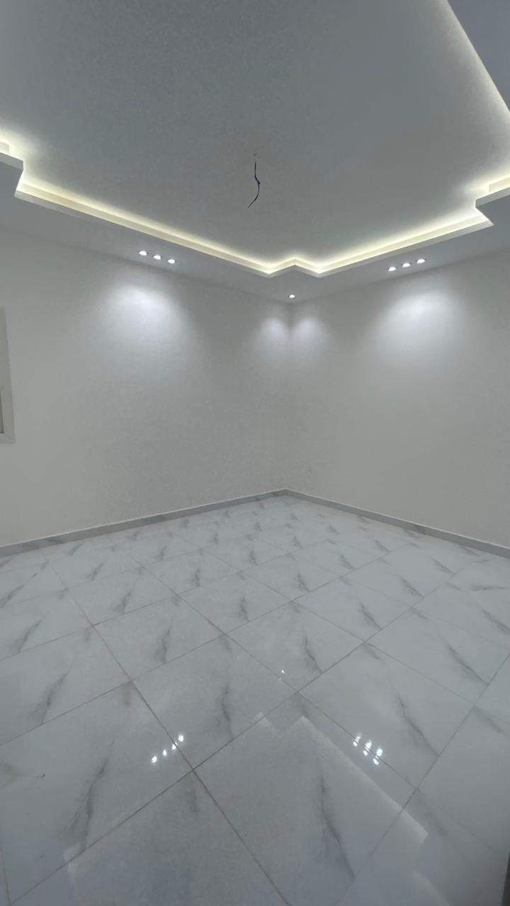 شقه للايجار في ابحر الشماليه حي الصواري مخطط الفال