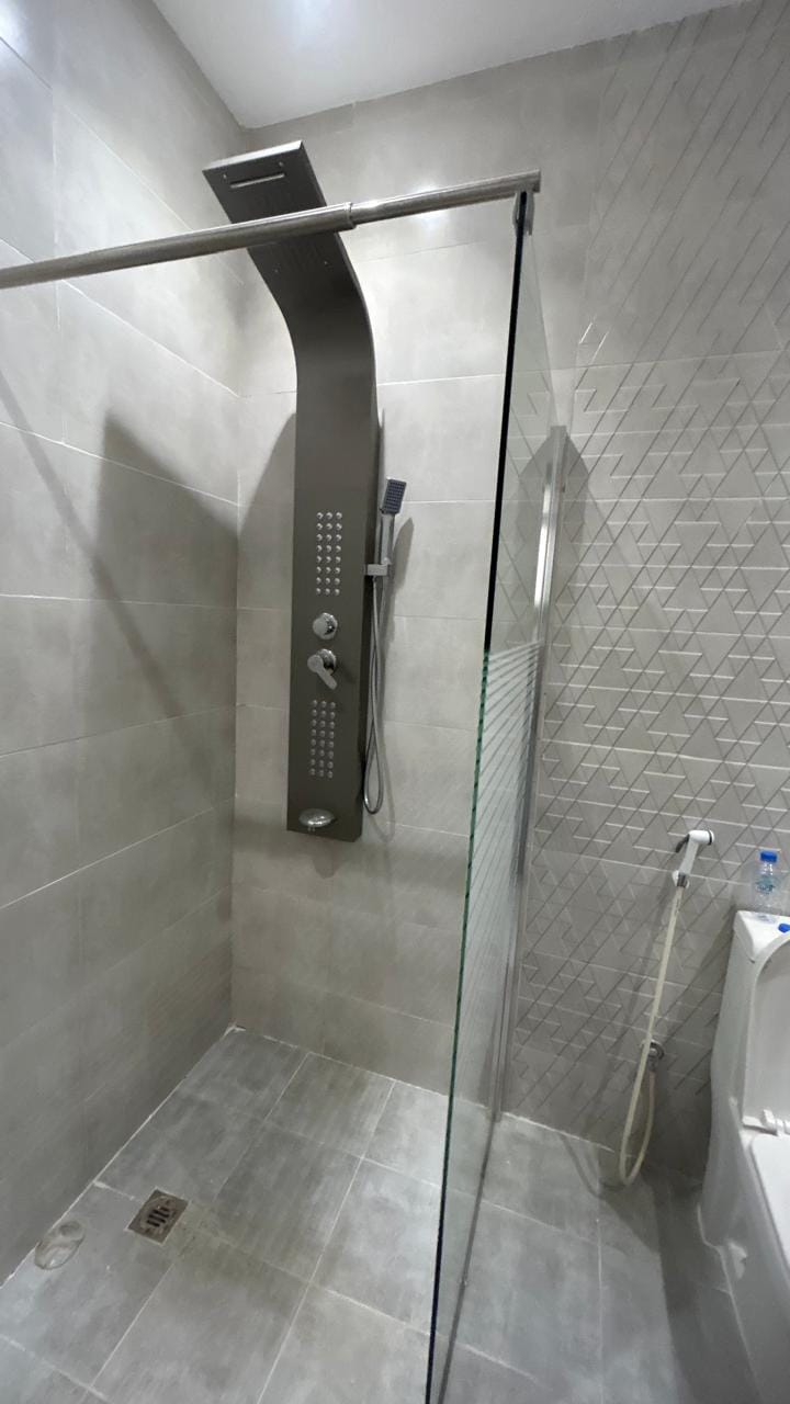 شقه للايجار في ابحر الشماليه حي الصواري مخطط الفال