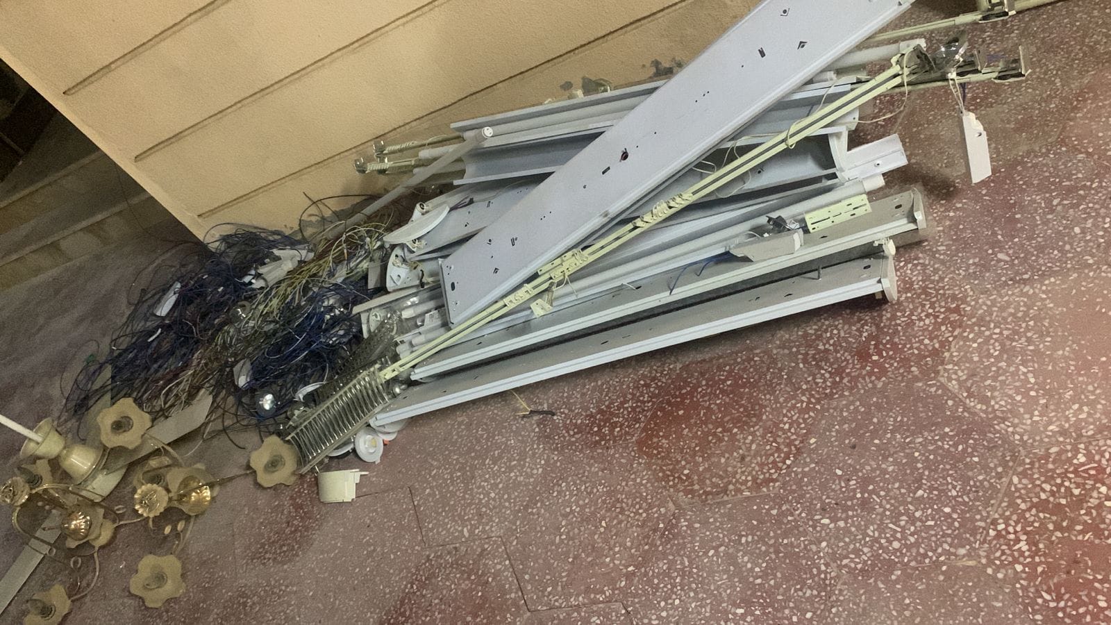 دينا طش أثاث قديم بالرياض حي الهدا حي لبن نيمار 0551756769