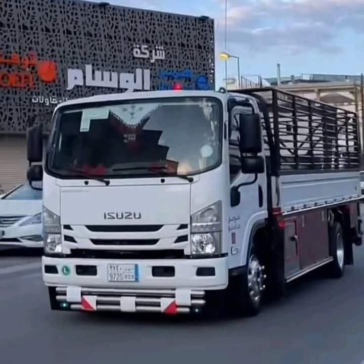 لوري نقل عفش بالرياض 0507019022 دينا نقل عفش بالرياض داخل وخارج الرياض