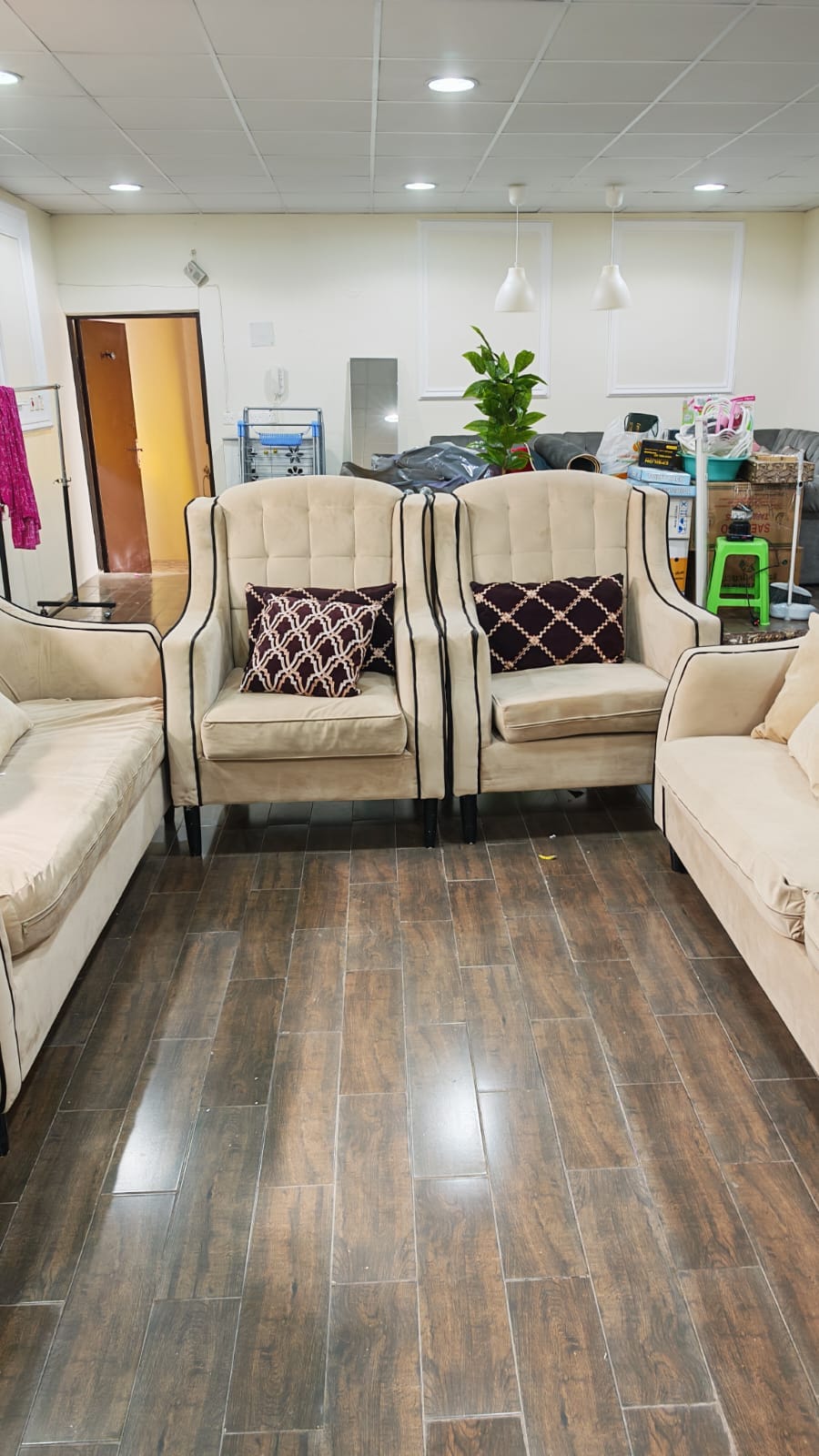 دينا طش الأثاث القديم بالرياض 0507019022 التخلص من الاثاث القديم بالرياض