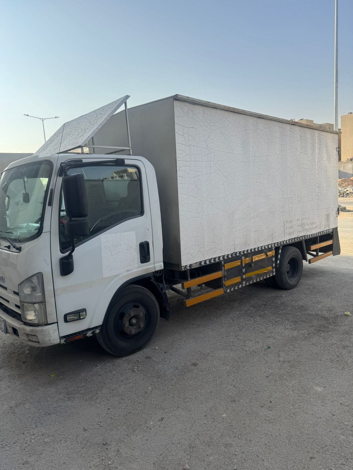 دينا توصيل الاثاث الى الجمعية الخيرية بالرياض 0503483036