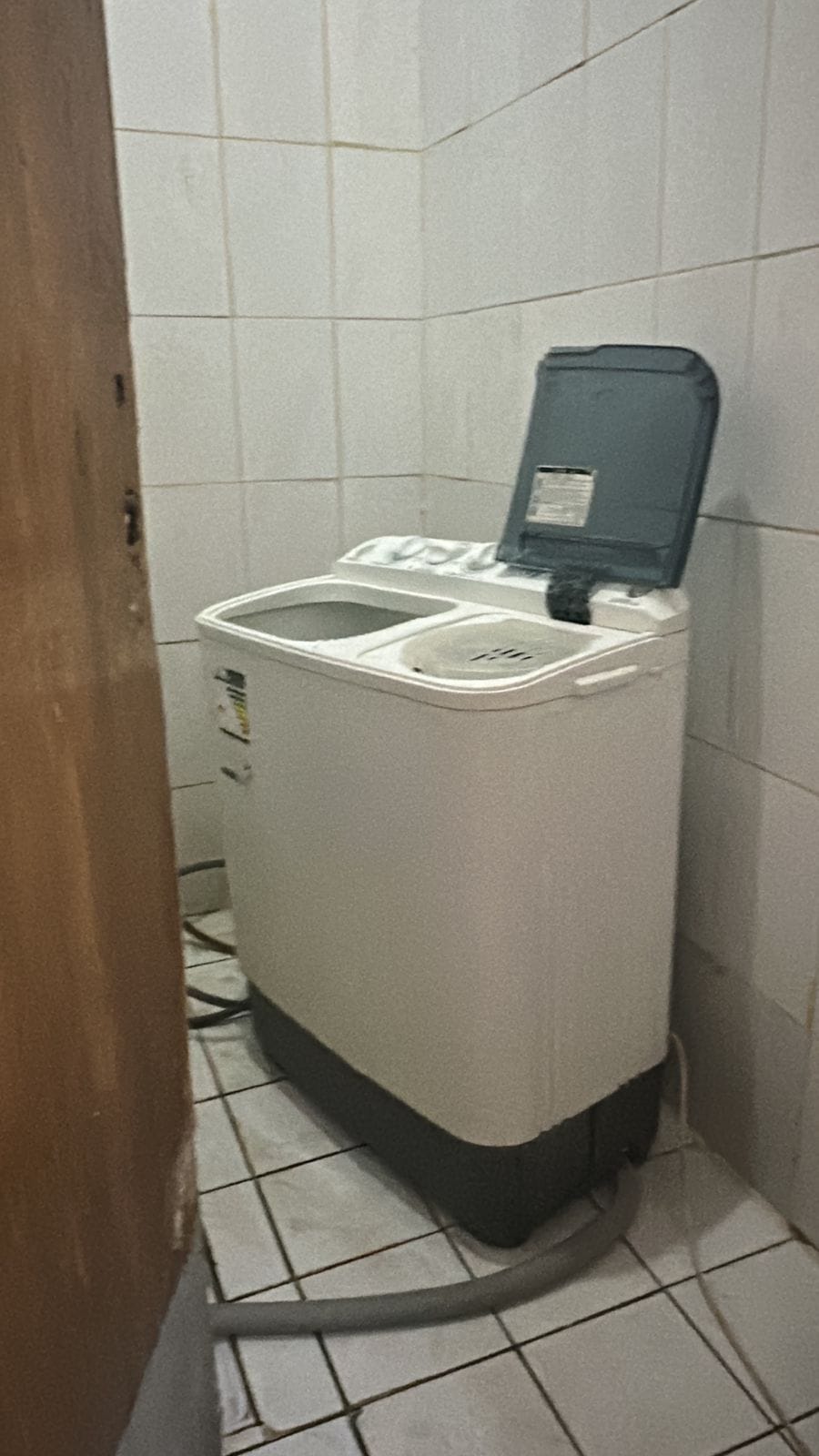 دينا طش اثاث بالرياض حى المهدية 0َ551756769