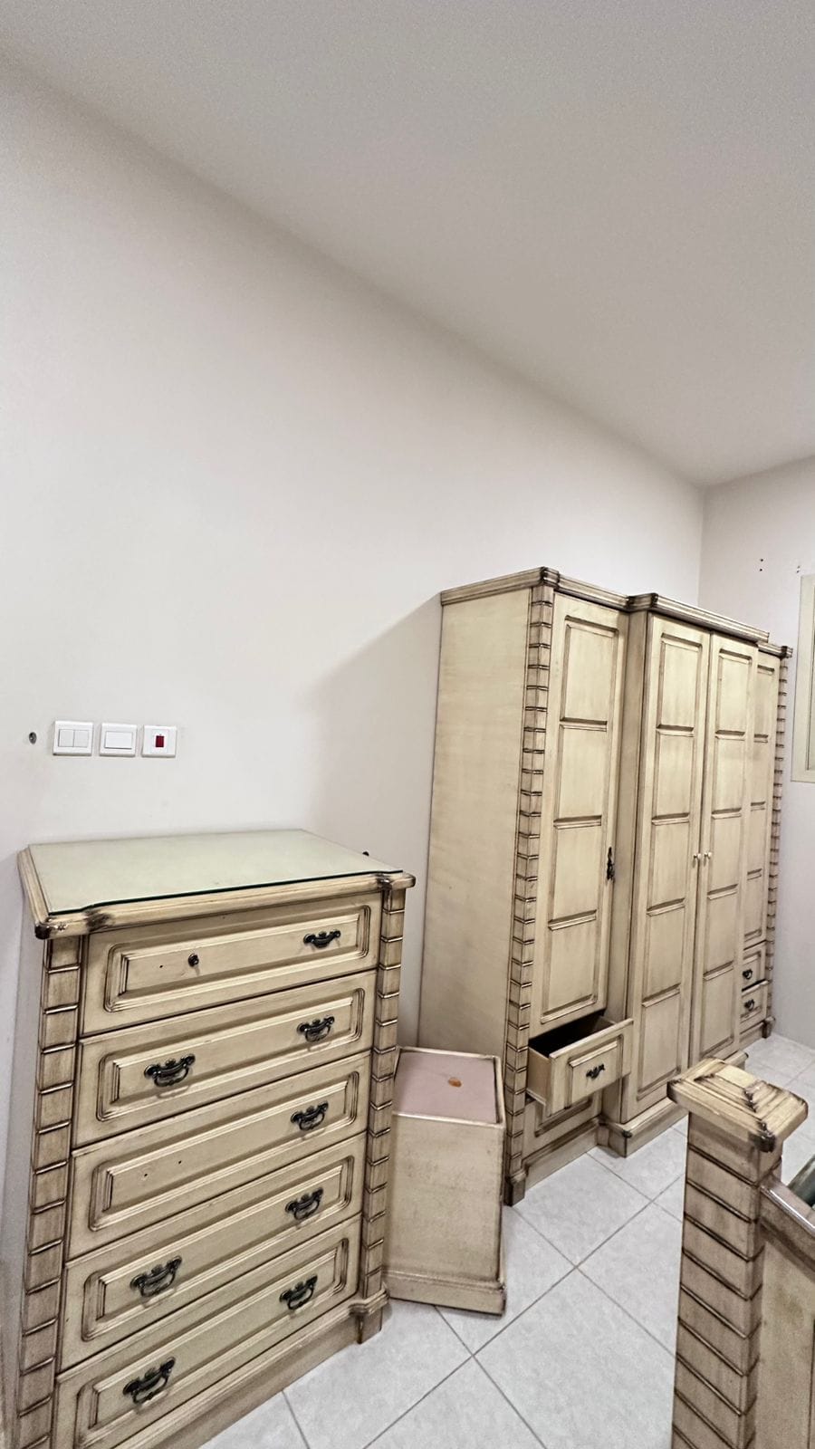 شراء اثاث مستعمل حي الازدهار 0559803796