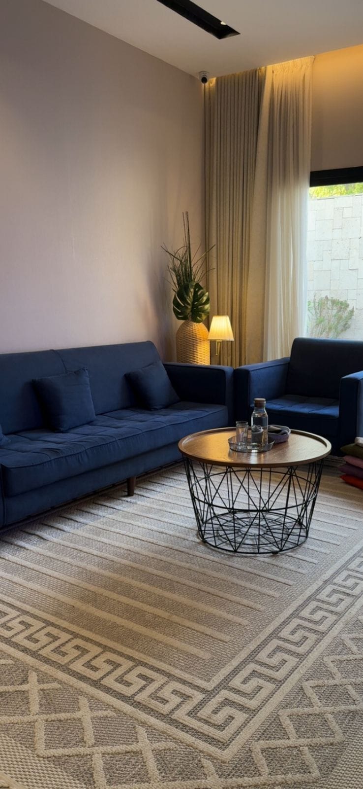 دينا تشيل كنب مجلس كراتين أكياس ملابس اثاث بالرياض