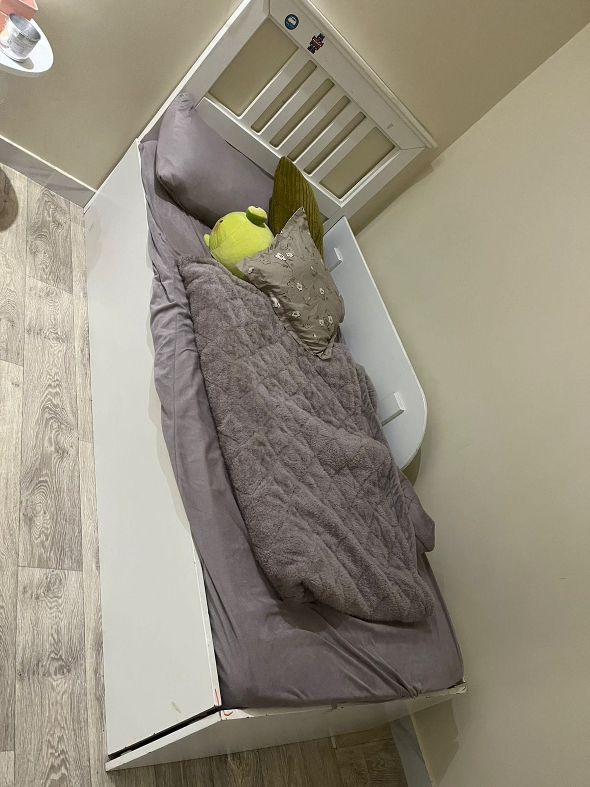 توصيل اثاث الى جمعية خيرية 0502763407