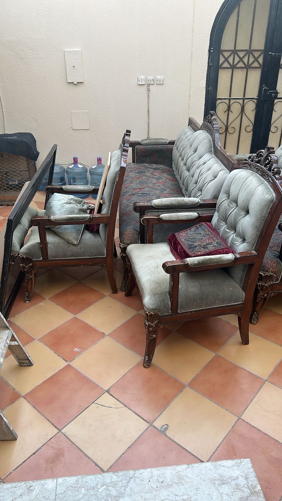 توصيل اثاث الى جمعية خيرية 0502763407