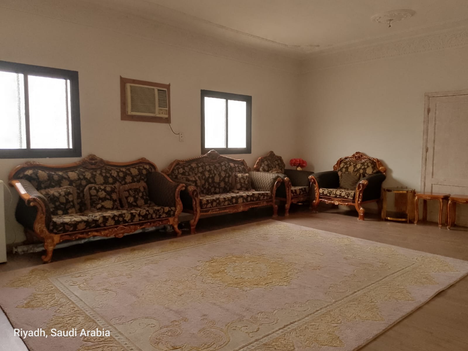 توصيل اثاث الى جمعية خيرية 0502763407