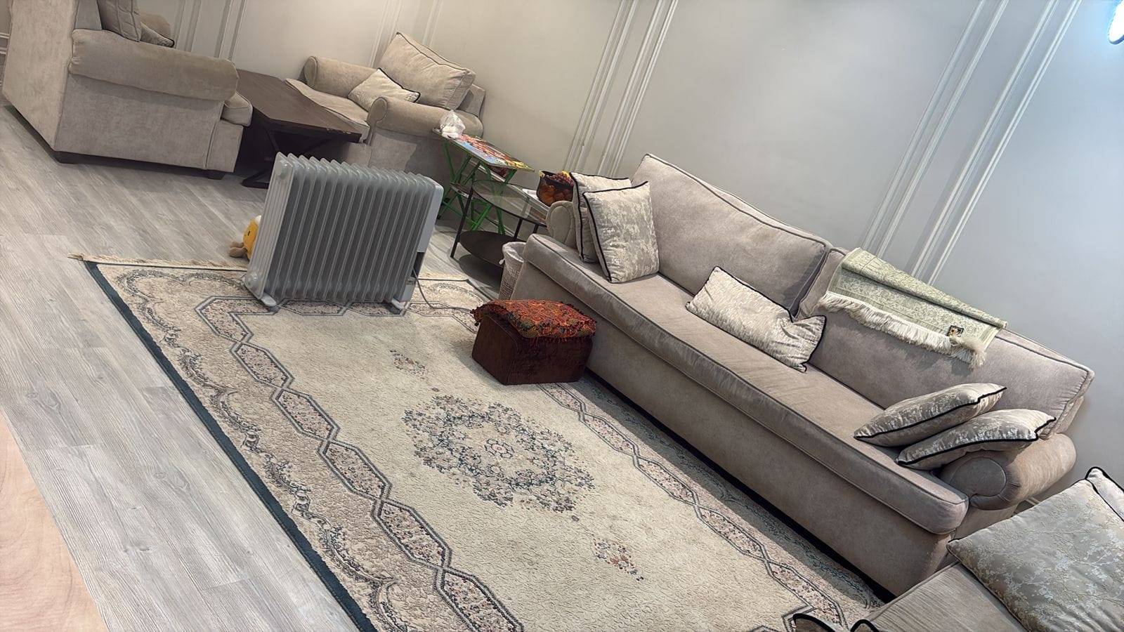 توصيل اثاث الى جمعية خيرية 0502763407