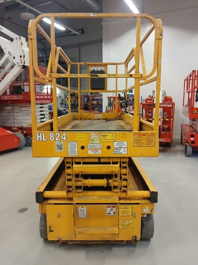 تأجير سيزرات سيزر لفت للإيجار في الدمام و الرياض و جدة و تبوك و الجبيل و القصيم