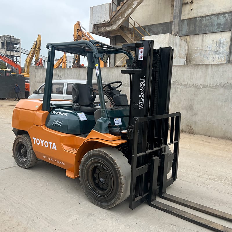 فوركلفت للإيجار في الدمام – رافعات شوكية للإيجار في الدمام