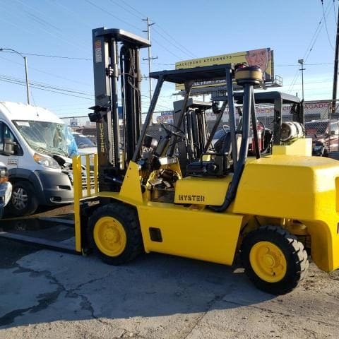 رافعة شوكية فوركلفت 7طن للأيجار في الرياض – يومي / شهري