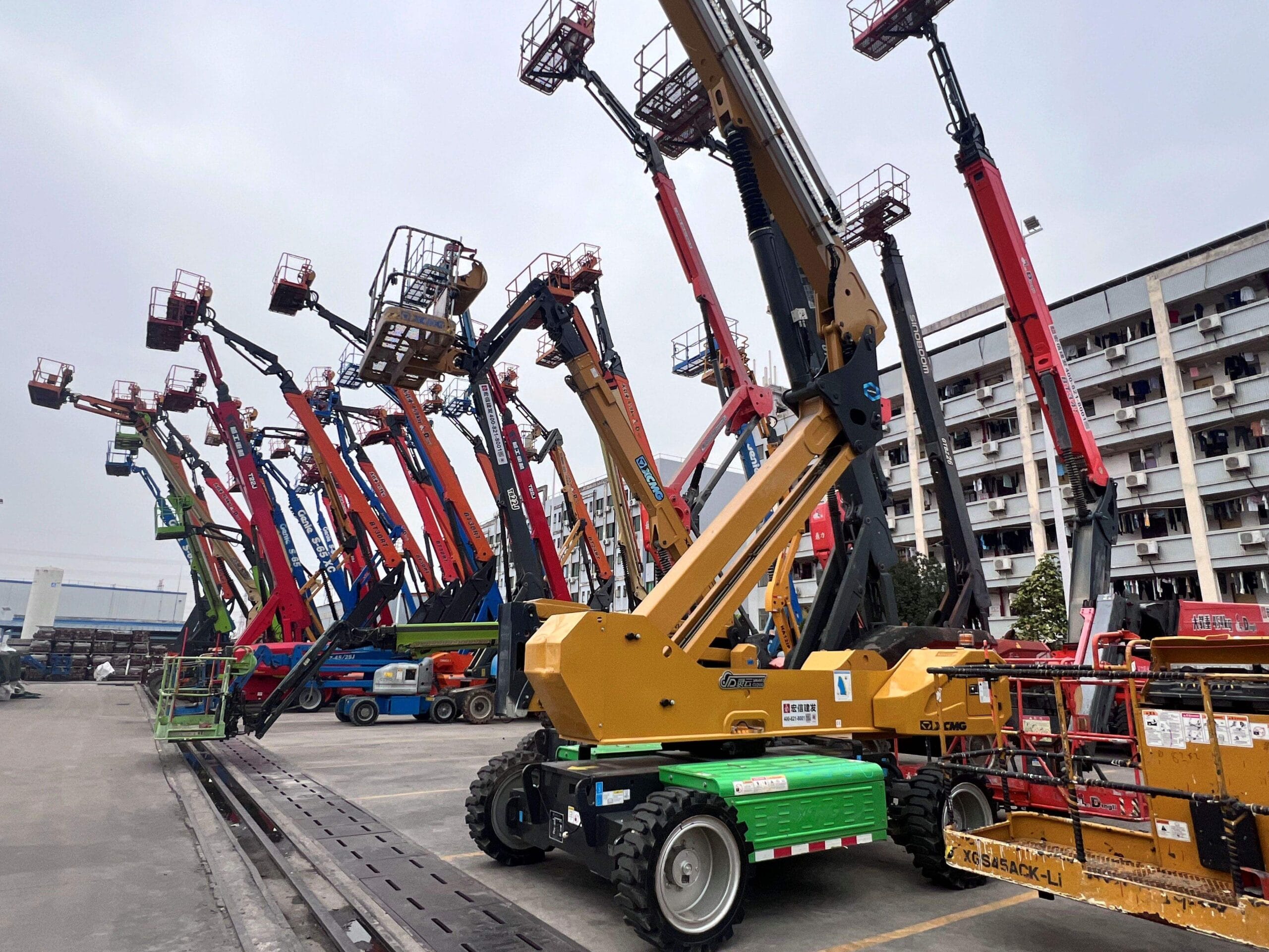 مان لفت للإيجار في الرياض الدمام – رافعات ذراعية للإيجار بوم لفت مانلفت للإيجار في الدمام