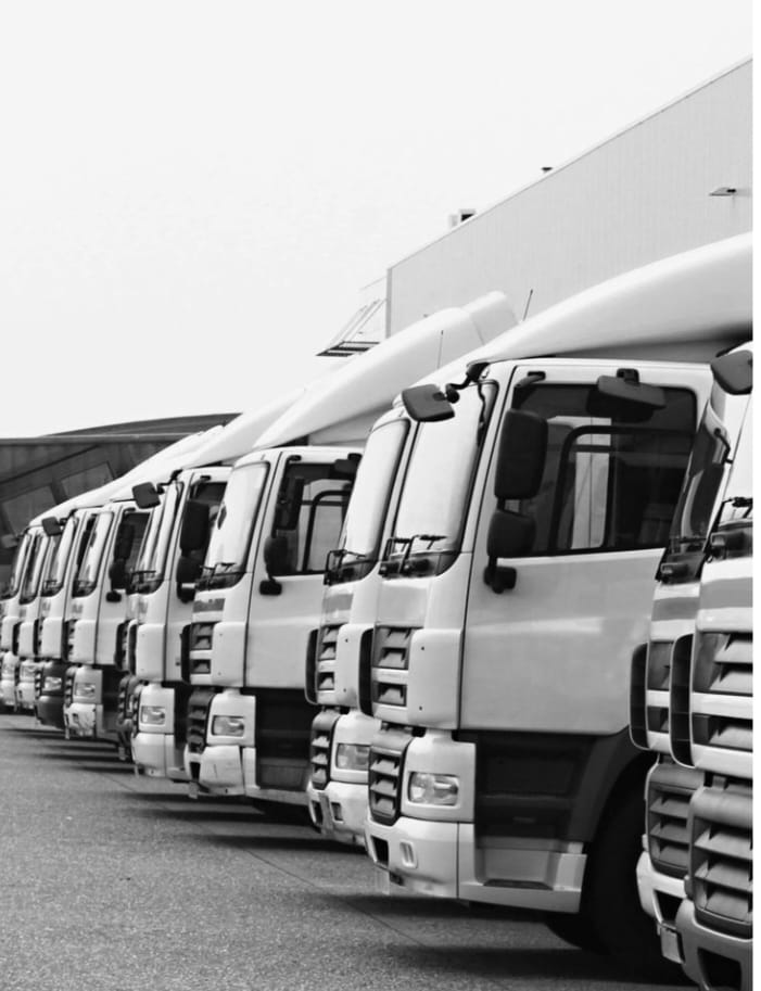 تريلا جوانب نقل عفش بالرياض 0507040797 تريلا توصيل مشاوير اثاث بضائع