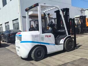 material-handling-equipment-diesel-forklift-TCM-FD30T3C-1767005039262306816_common-25122912392756334100