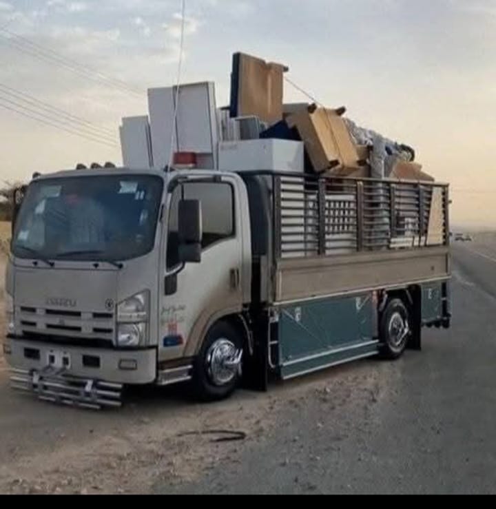 التخلص من الاثاث القديم شرق الرياض 0َ550378503