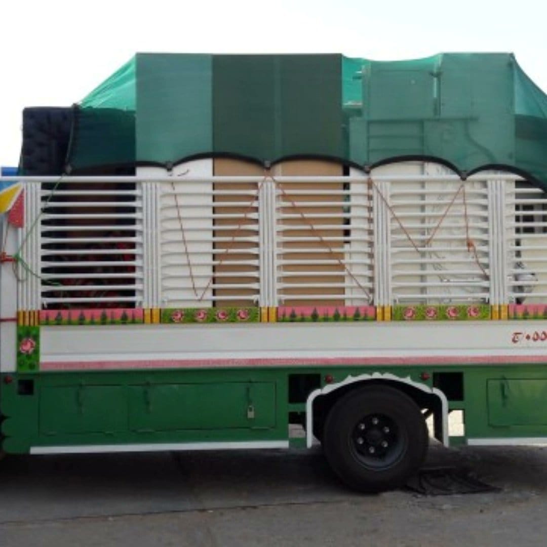 دينا تشيل عفش حي العقيق 0َ566892517