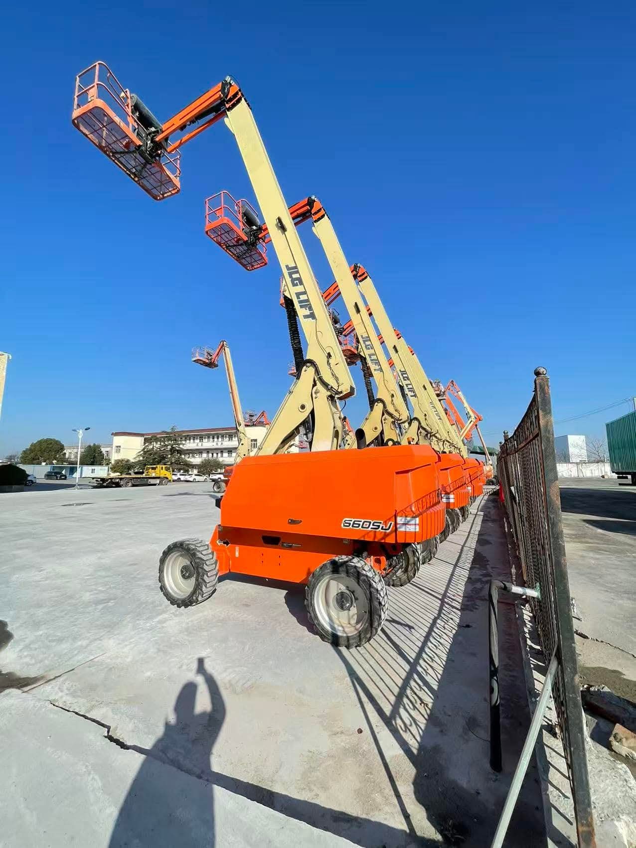 تأجير مان لفت وبوم لفت بالشرقية (18م – 40م) | الدمام • الجبيل • بقيق • القطيف