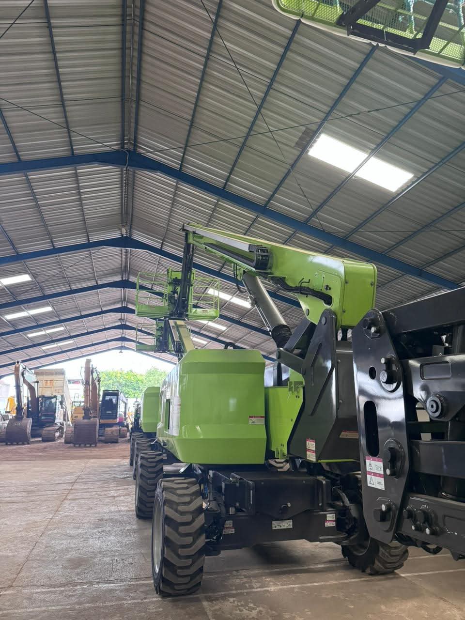 Manlift & Boom Lift Rental Dammam & Jubail | 18m to 40m | Al Mqdad Rental