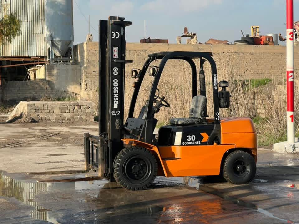 فوركلفت للإيجار في جدة ،* رافعات شوكية للإيجار بجدة