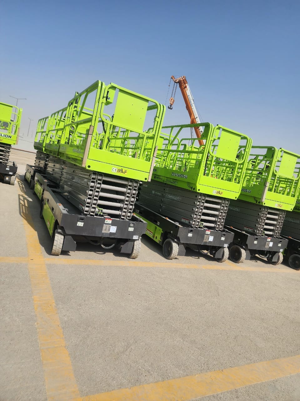 سيزر لفت للإيجار في جدة الدمام | 8 10 12 14 16 18 20 متر | شركة تاج المملكة 0564548663