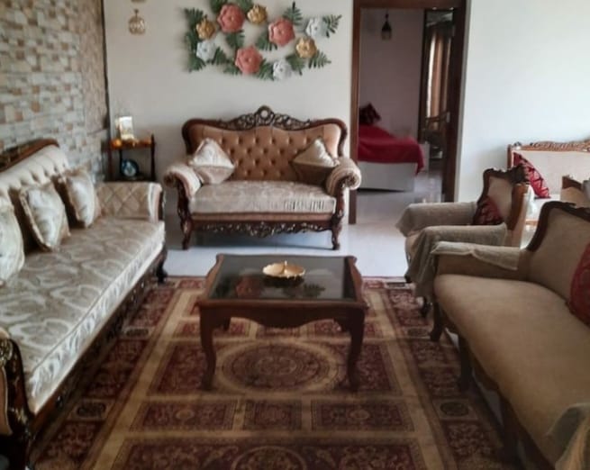 تريلا نقل بضائع بالرياض 0507040797 توصيل اثاث عفش مشاوير