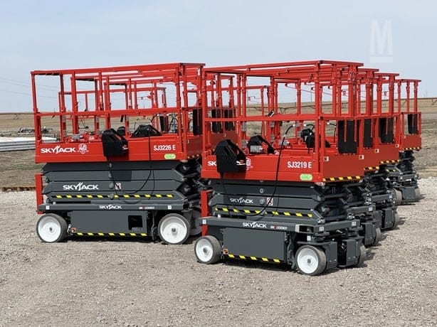 سيزرلفت 12 متر للإيجار في الدمام