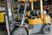 رافعات شوكية ( فوركلفت ) للأيجار في الدمام *