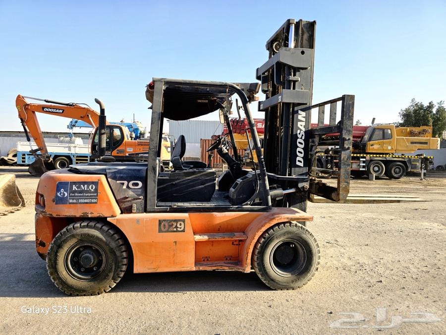 فوركلفت للإيجار في الدمام Forklift rental Dammam
