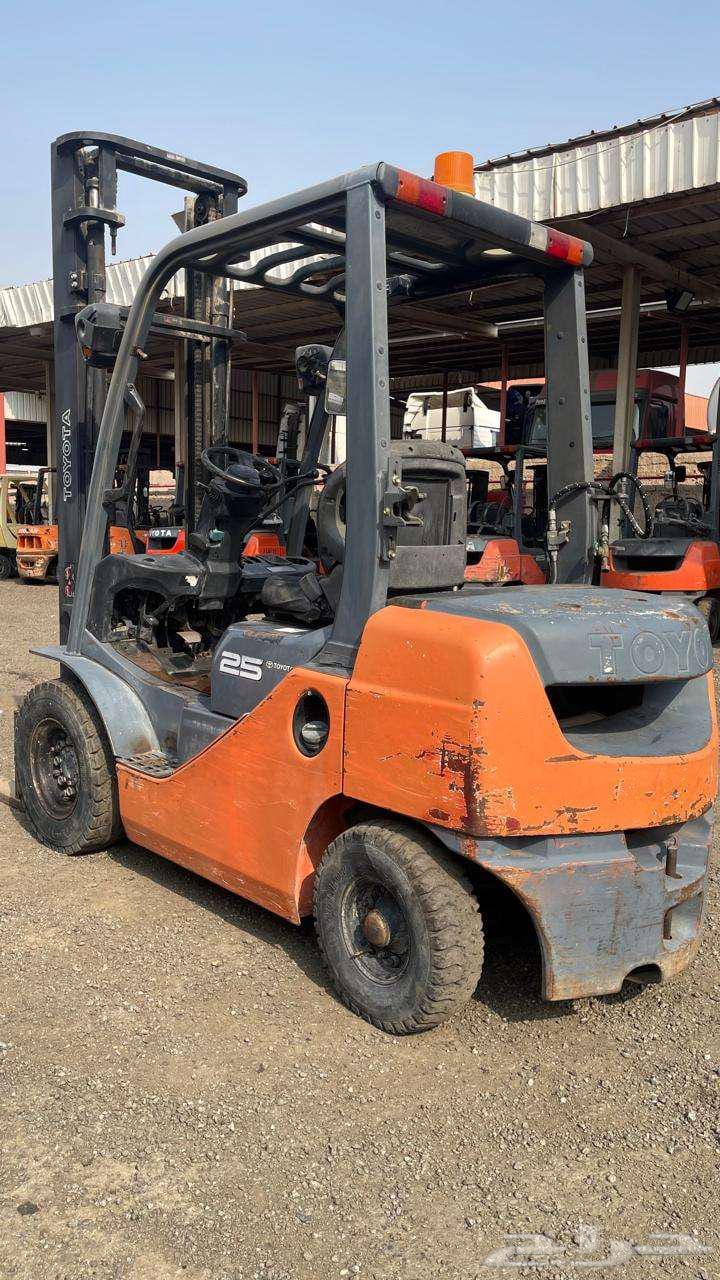 فوركلفت للإيجار في الدمام Forklift rental Dammam