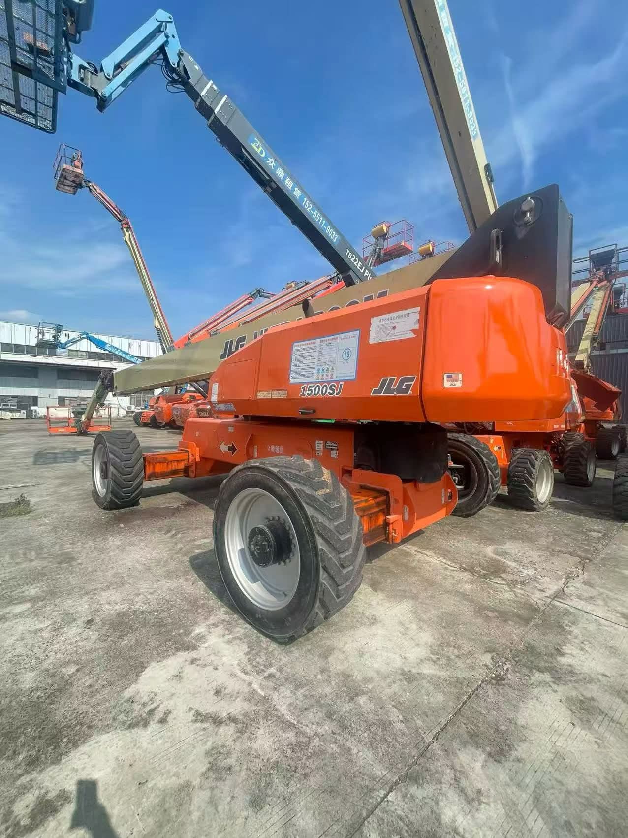 Man lift rental Jeddah – Mecca, Medina, Saudi Arabia Boomlift