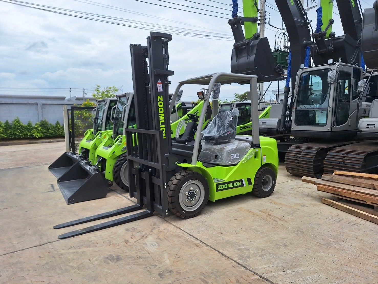 تأجير رافعة شوكية 1.5طن بالدمام – 2.5طن بالدمام بجدة – 3طن بجدة بالدمام