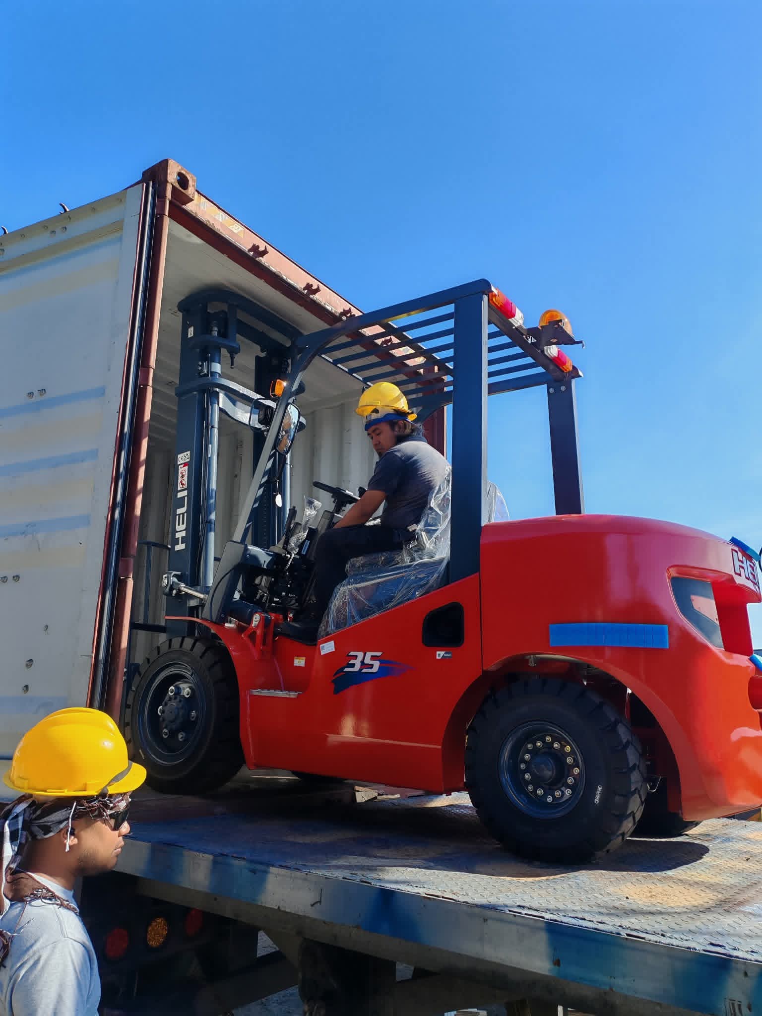 فوركلفت للأيجار في الدمام _ رافعات شوكية للإيجار الدمام