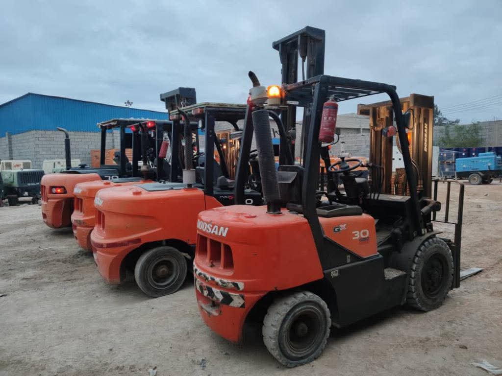 فوركلفت للإيجار في الدمام Forklift For Rental In Dammam