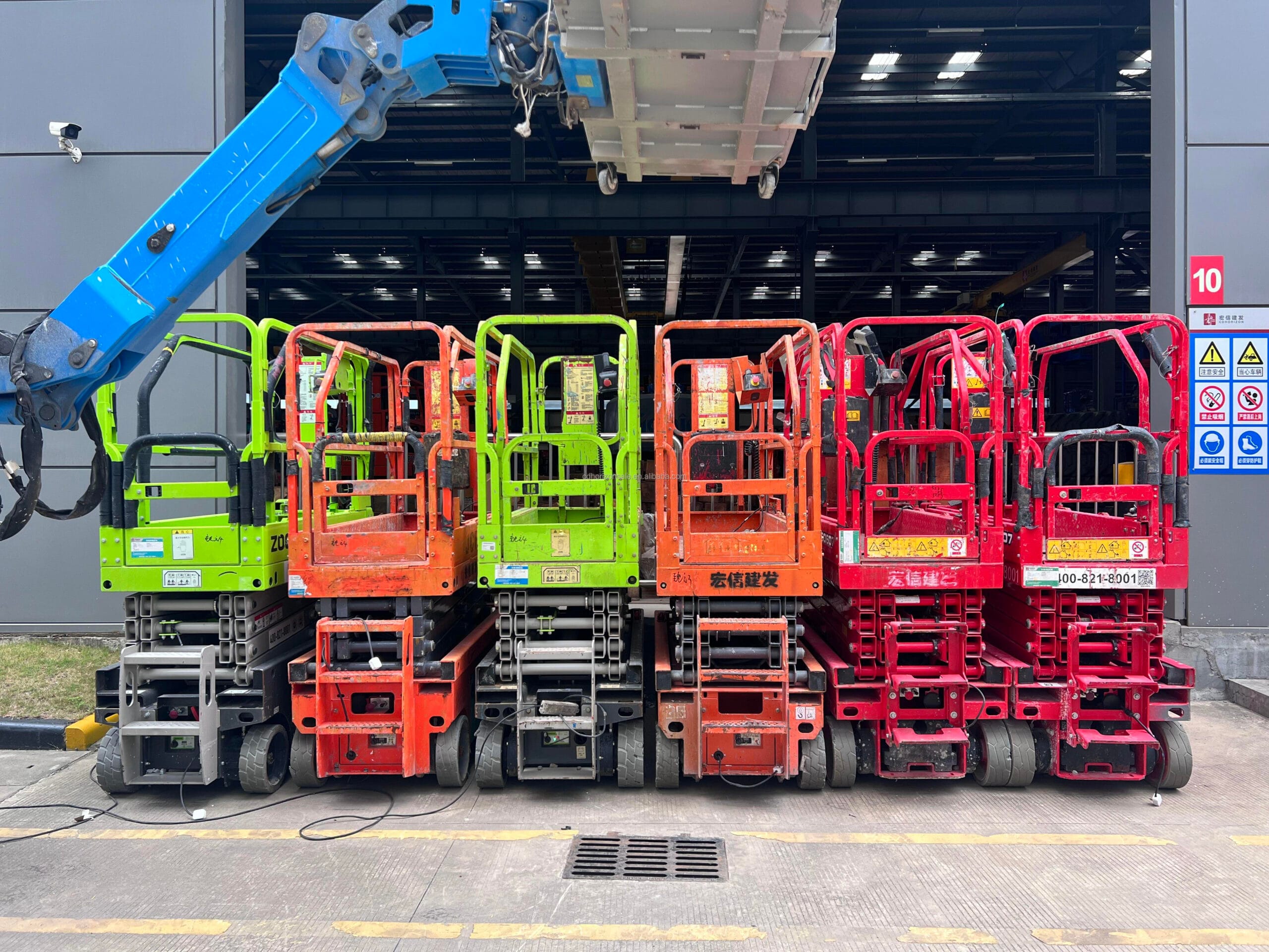 Scissor lift rental Dammam | Riyadh, Jeddah