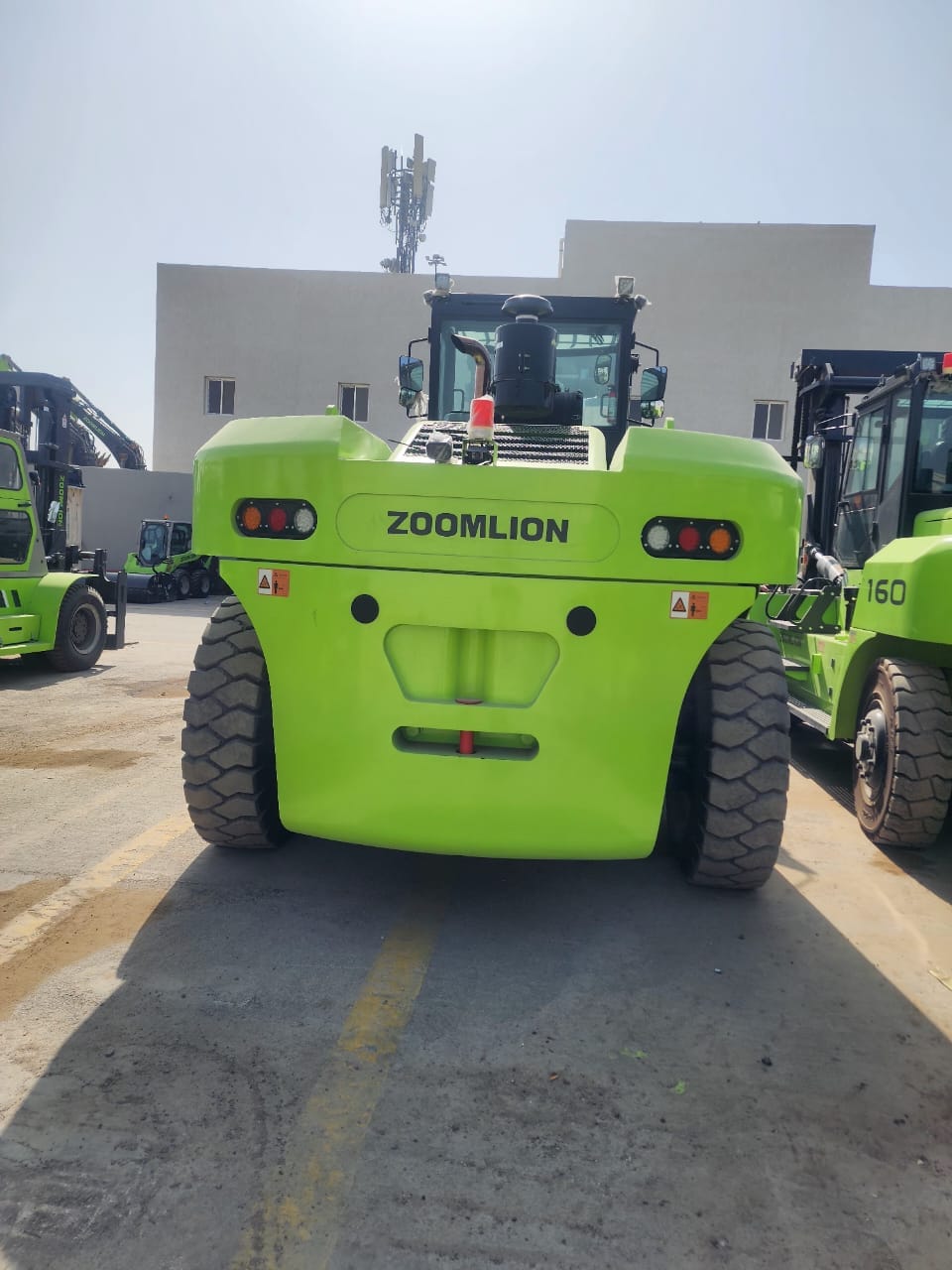 100.| فوركلفت للأيجار في الدمام | 2025