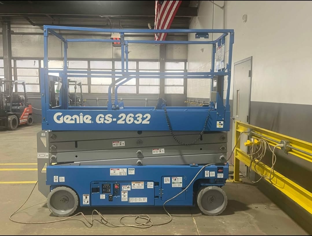 السامي: رافعات مقصية ( سيزرلفت ) للأيجار في الرياض والدمام | 8م 10م 12م 14م 16م – يومي / شهري