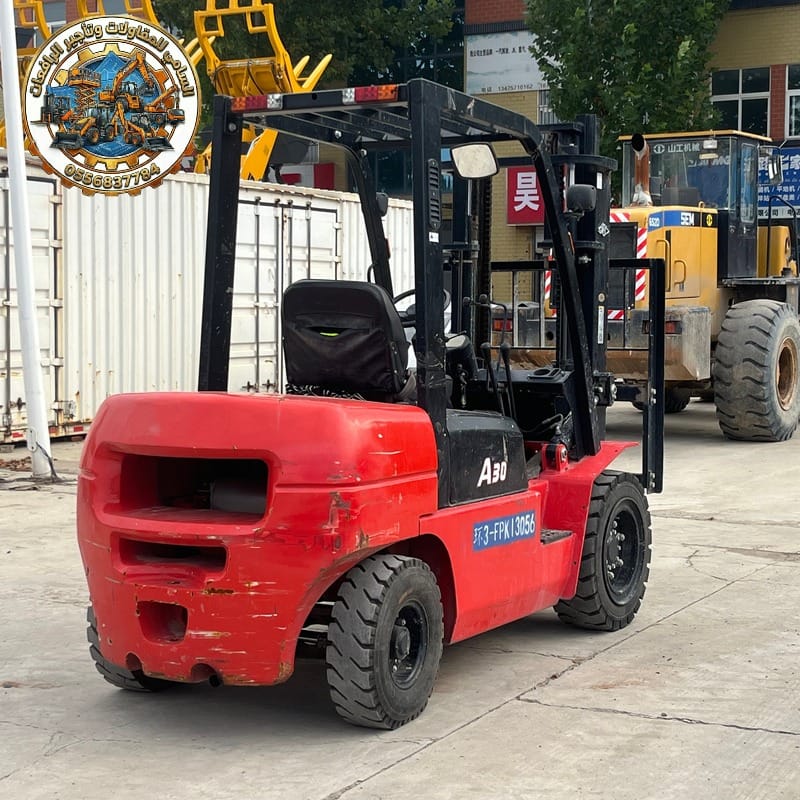 إيجار رافعات السعودية | فوركلفت للإيجار في الدمام | معدات مناولة 1–16 طن للإيجار في الجبيل | FORKLIFT RENTAL SAUDI ARABIA