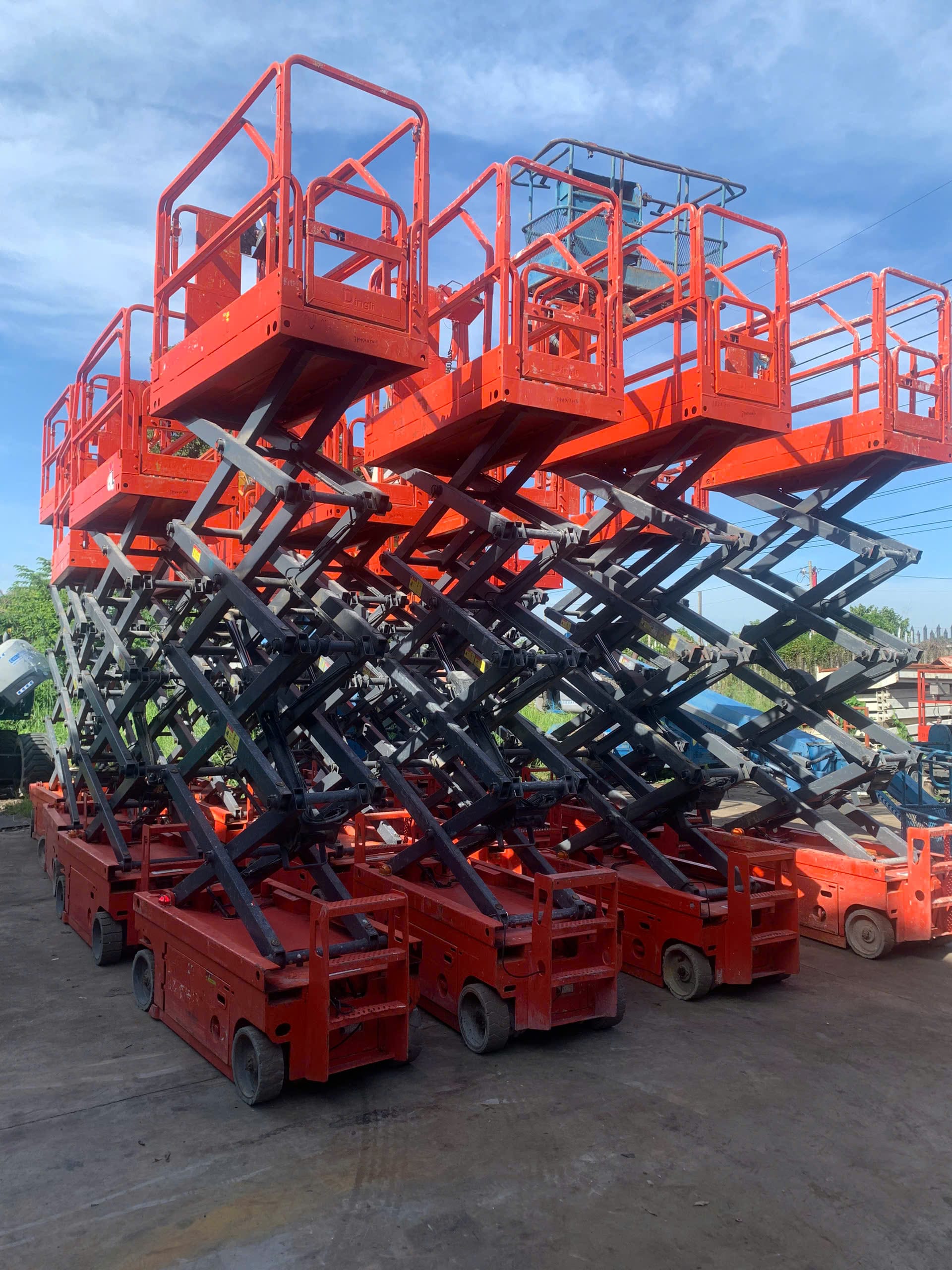 سيزر لفت للإيجار في جدة | مكة | الجبيل القطيف | سيزرلفت للايجار في مكة جدة