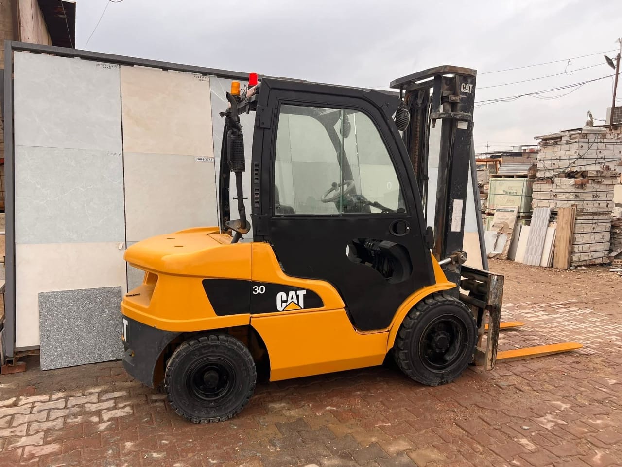 فوركلفت للأيجار في الدمام _ رافعة شوكية للايجار في الدمام الرياض