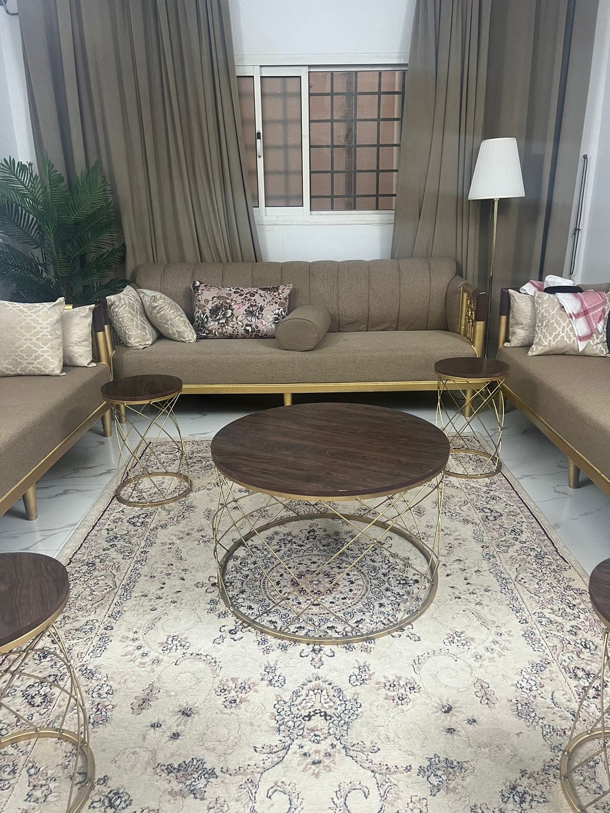 دينا نقل عفش حي المهدية ابو عبله 0550481670