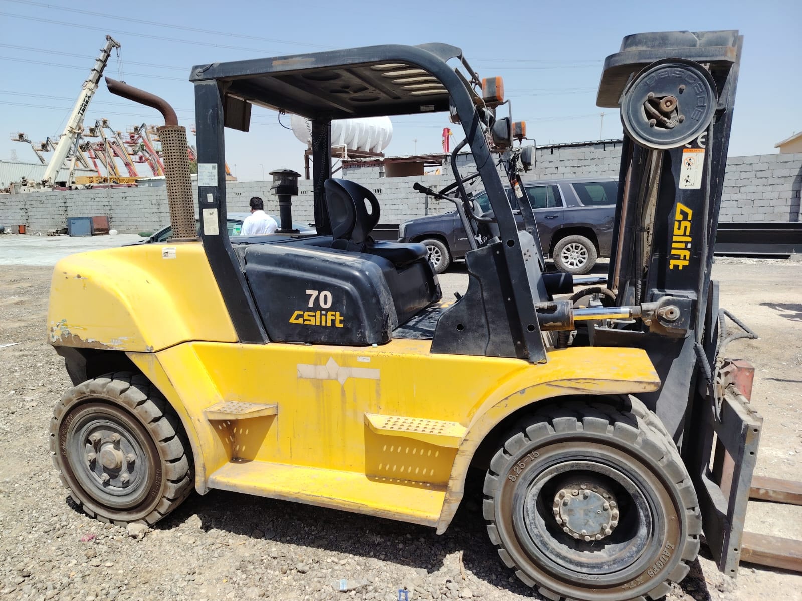فوركليفت 7طن للإيجار في الدمام Forklift 7ton rent