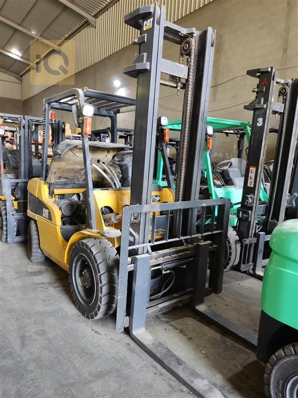 3️⃣ 📦 ايجار فوركلفت كهرباء في الدمام والخبر والظهران | رافعة شوكية حمولة 1.5 طن و 2.5 طن | للمستودعات المغلقة والأغذية مع خدمة القطيف وسيهات