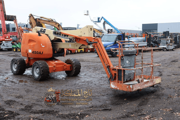 مان لفت للأيجار في الرياض الدمام وجدة | بوم لفت تلسكوبي لارتفاعات شاهقة | تأجير رافعة عمال وذراع هيدروليك