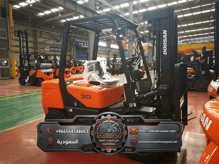 رافعة شوكية للإيجار الرياض- فوركلفت للإيجار الرياض